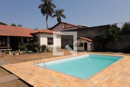 Casa à venda com 1000m², 5 quartos e 10 vagasPiscina