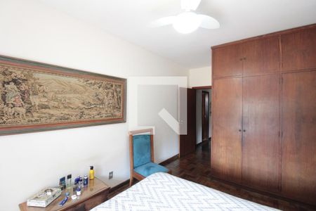 Casa à venda com 1000m², 5 quartos e 10 vagasSuite