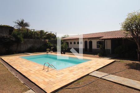 Casa à venda com 1000m², 5 quartos e 10 vagasPiscina