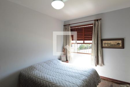 Casa à venda com 1000m², 5 quartos e 10 vagasSuite