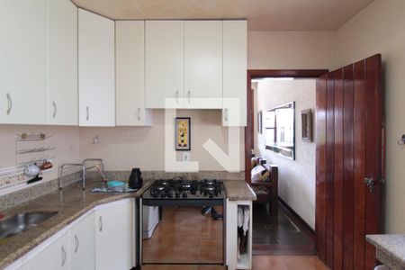 Casa à venda com 1000m², 5 quartos e 10 vagasCozinha