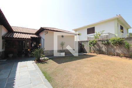 Casa à venda com 1000m², 5 quartos e 10 vagasFachada