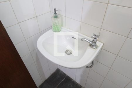 Casa à venda com 1000m², 5 quartos e 10 vagasBanheiro de Serviço