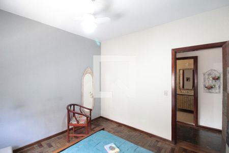 Casa à venda com 1000m², 5 quartos e 10 vagasQuarto 1