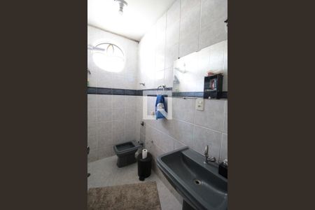 Casa à venda com 200m², 3 quartos e 10 vagasBanheiro Social 2