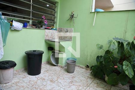 Casa à venda com 87m², 2 quartos e 1 vagaÁrea de Serviço