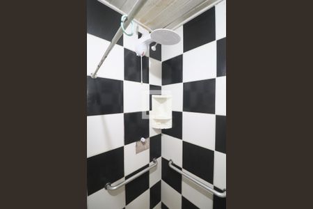 Casa à venda com 65m², 2 quartos e 1 vagaBanheiro