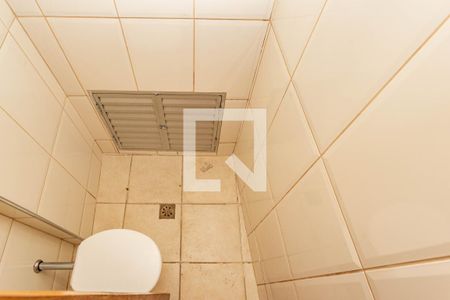 Casa à venda com 250m², 3 quartos e 7 vagasBanheiro da Garagem 1