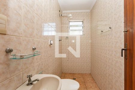 Casa à venda com 250m², 3 quartos e 7 vagasBanheiro de serviço