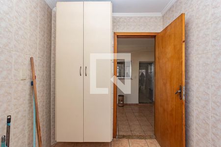 Casa à venda com 250m², 3 quartos e 7 vagasLavanderia