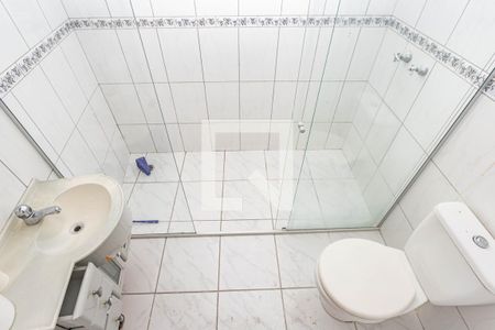 Casa à venda com 250m², 3 quartos e 7 vagasBanheiro da Suíte 1