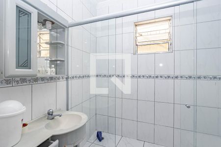 Casa à venda com 250m², 3 quartos e 7 vagasBanheiro da Suíte 1