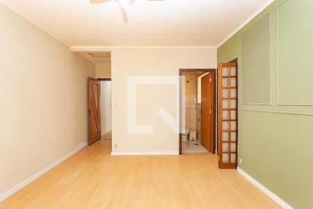 Casa à venda com 250m², 3 quartos e 7 vagasSuíte 2