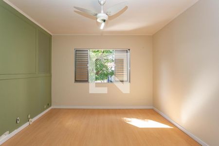 Casa à venda com 250m², 3 quartos e 7 vagasSuíte 2