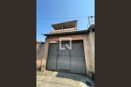 Fachada de casa para alugar com 2 quartos, 120m² em Santo Antonio, Duque de Caxias