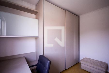 Quarto 1 de apartamento para alugar com 3 quartos, 70m² em Vila Firmiano Pinto, São Paulo
