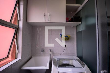 Área de Serviço de apartamento para alugar com 3 quartos, 70m² em Vila Firmiano Pinto, São Paulo