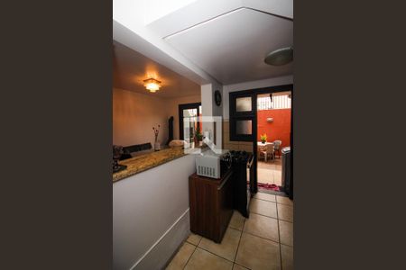 Casa de condomínio para alugar com 175m², 3 quartos e 2 vagasCozinha