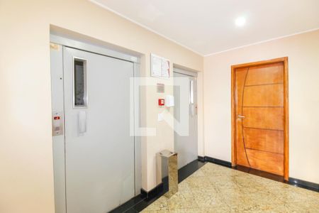 Apartamento à venda com 57m², 2 quartos e 1 vagaElevador