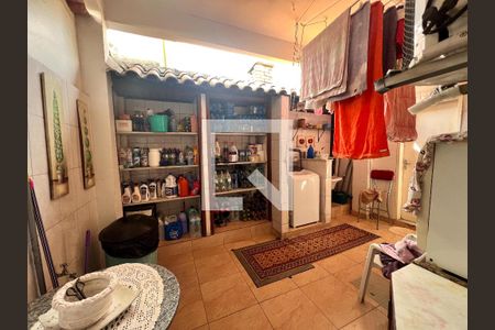 Casa de condomínio à venda com 480m², 5 quartos e 2 vagasArea de Serviço