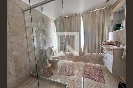 Casa de condomínio à venda com 480m², 5 quartos e 2 vagasBanheiro / Suite 05