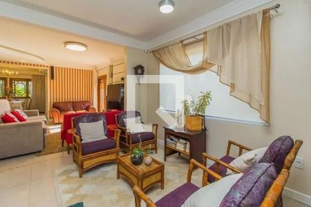 Casa à venda com 500m², 3 quartos e 4 vagasSala