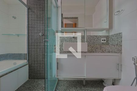 Apartamento para alugar com 116m², 3 quartos e 2 vagasBanheiro