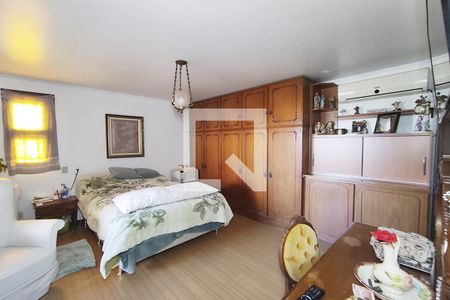 Casa à venda com 165m², 5 quartos e 1 vagaQuarto 3 - Suíte