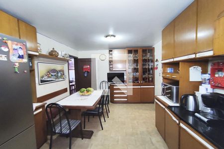 Casa à venda com 165m², 5 quartos e 1 vagaCozinha