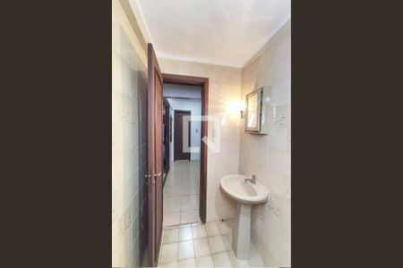 Casa à venda com 165m², 5 quartos e 1 vagaBanheiro 3