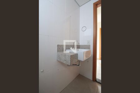 Apartamento à venda com 80m², 3 quartos e 2 vagasBanheiro Social