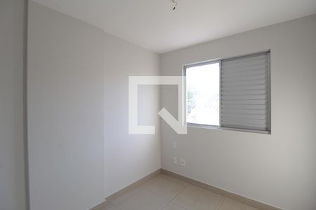 Apartamento à venda com 80m², 3 quartos e 2 vagasQuarto 2