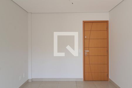 Sala de apartamento à venda com 3 quartos, 80m² em Serrano, Belo Horizonte