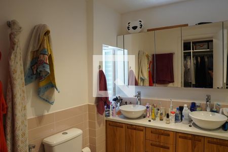 Apartamento à venda com 127m², 3 quartos e 1 vagaBanheiro da Suíte