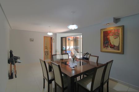 Apartamento para alugar com 300m², 4 quartos e 7 vagasCopa