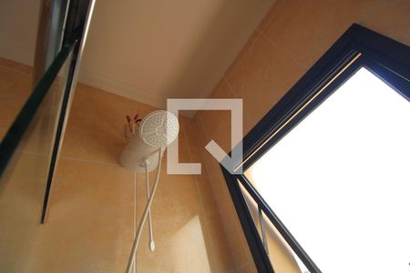 Apartamento para alugar com 300m², 4 quartos e 7 vagasChuveiro banheiro da suíte 4