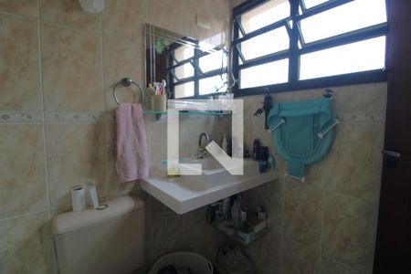 Apartamento para alugar com 300m², 4 quartos e 7 vagasBanheiro da suíte 2