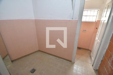 Casa para alugar com 358m², 5 quartos e 4 vagasBanheiro de serviço