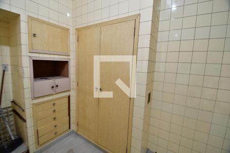 Casa para alugar com 358m², 5 quartos e 4 vagasCozinha