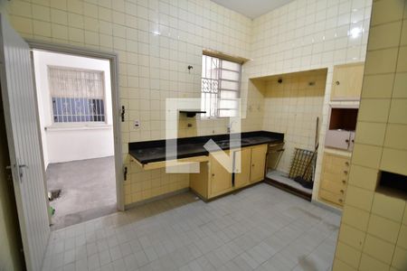 Casa para alugar com 358m², 5 quartos e 4 vagasCozinha