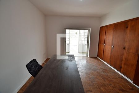 Casa para alugar com 358m², 5 quartos e 4 vagasQuarto 4