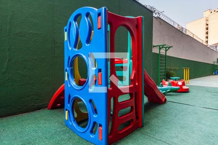 Apartamento à venda com 84m², 2 quartos e sem vagaÁrea comum - Playground