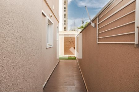 Casa de condomínio para alugar com 177m², 3 quartos e 4 vagasCorredor