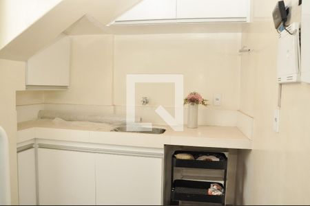 Casa de condomínio para alugar com 177m², 3 quartos e 4 vagasÁrea de Serviço