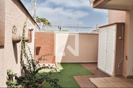 Casa de condomínio para alugar com 177m², 3 quartos e 4 vagasÁrea Externa