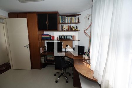 Suíte 2 de apartamento à venda com 2 quartos, 90m² em Auxiliadora, Porto Alegre