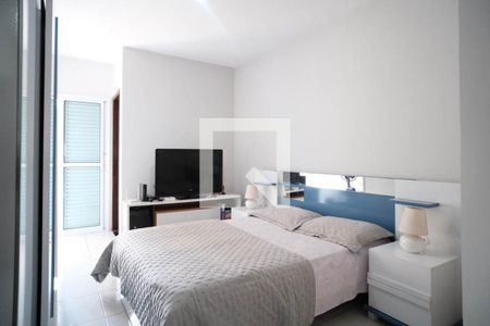 Casa à venda com 100m², 3 quartos e 2 vagas Casa à venda com 100m², 3 quartos e 2 vagasQuarto 3