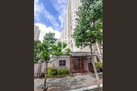 Apartamento à venda com 57m², 2 quartos e 1 vaga Apartamento à venda com 57m², 2 quartos e 1 vagaFachada