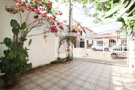Casa à venda com 177m², 3 quartos e 2 vagas Casa à venda com 177m², 3 quartos e 2 vagasGaragem