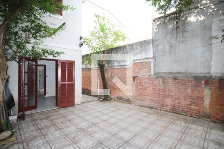 Casa à venda com 177m², 3 quartos e 2 vagas Casa à venda com 177m², 3 quartos e 2 vagasQuintal